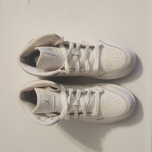 Kids Jordan 1 Mid